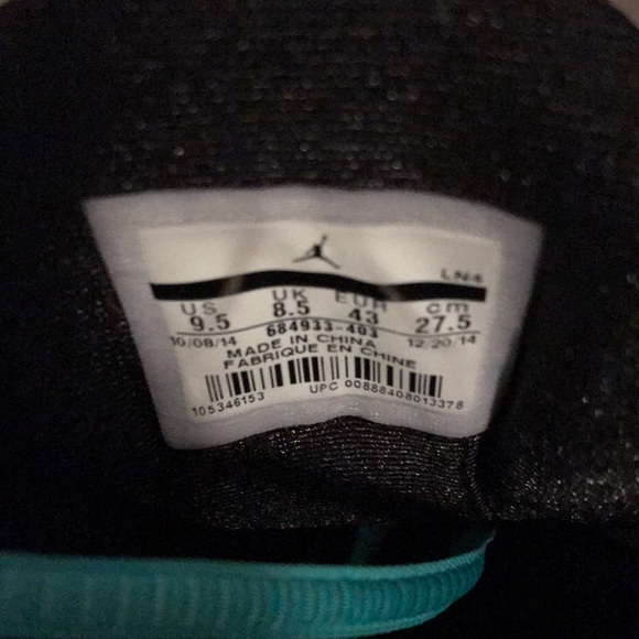 Jordan Sports Shoe - Picture 5 of 5